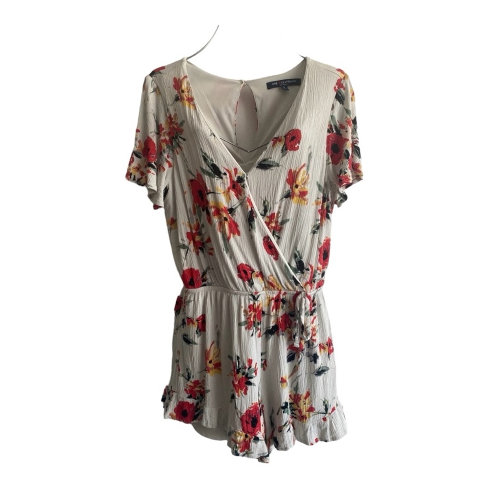 One ❤️ Clothing Jump Suit Under‎ Shorts Elastic Waist Size S